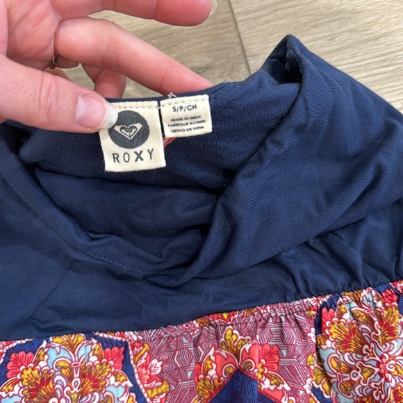 Roxy Women’s TubeTop Blue And Red Colorful Bohemian Mini Dress Size Small - Picture 3 of 4